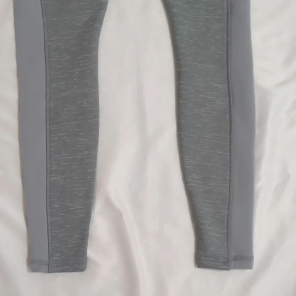 Athleta SpaceDye Polartec Power Stretch Peak Tight, Color Gray Size XS - Picture 12 of 14